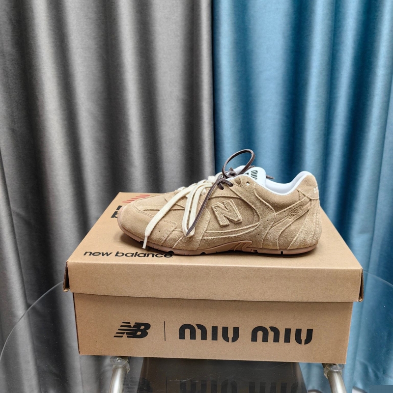 Miu Miu Casual Shoes